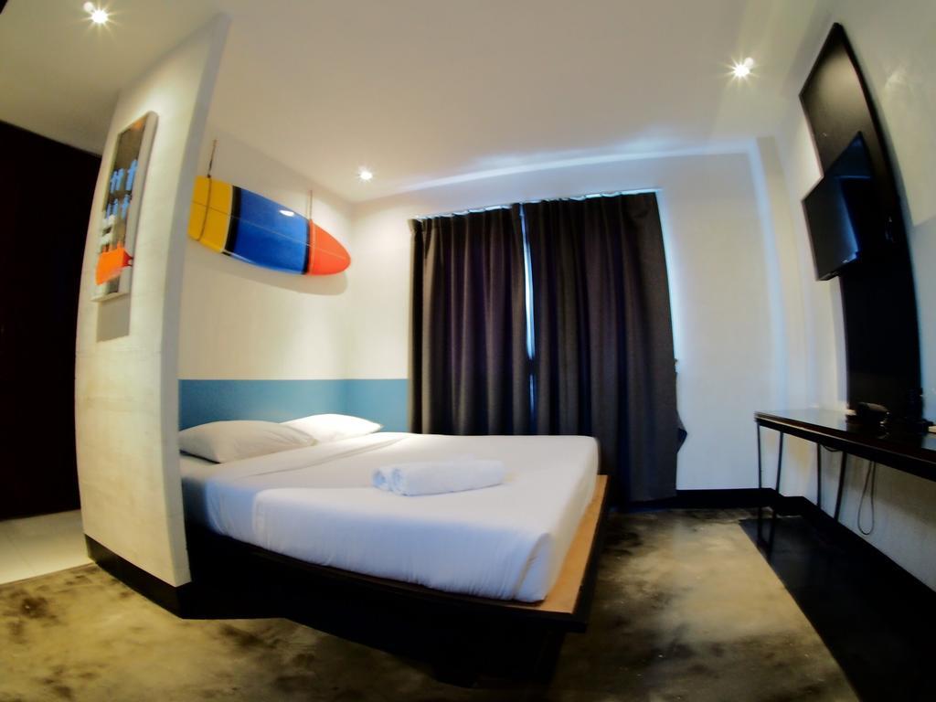 Art-C House Ξενοδοχείο Phuket Εξωτερικό φωτογραφία